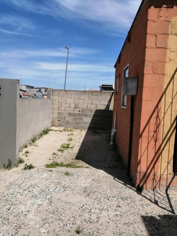 1 Bedroom Property for Sale in Nyanga Western Cape